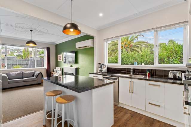 46 Norman Street Tainui_2