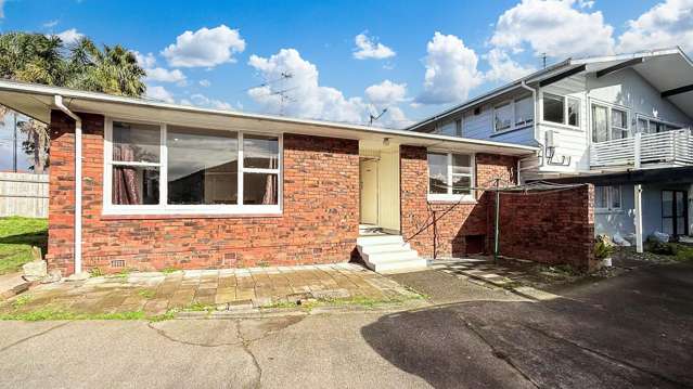 1/62c Te Atatu Road Te Atatu South_2