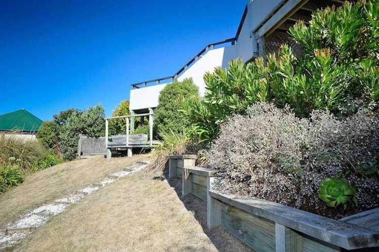 9 Ranui Crescent Diamond Harbour_14