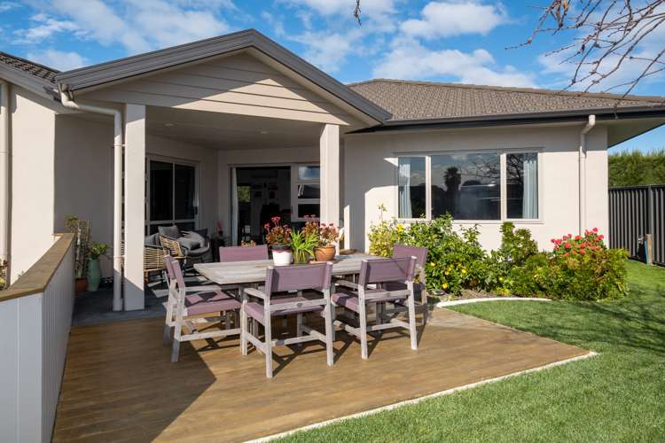 33 Delta Mews Place Clive_28