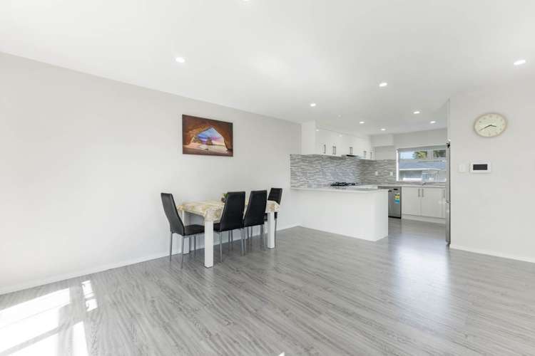 37 Thomas Road Mangere_15