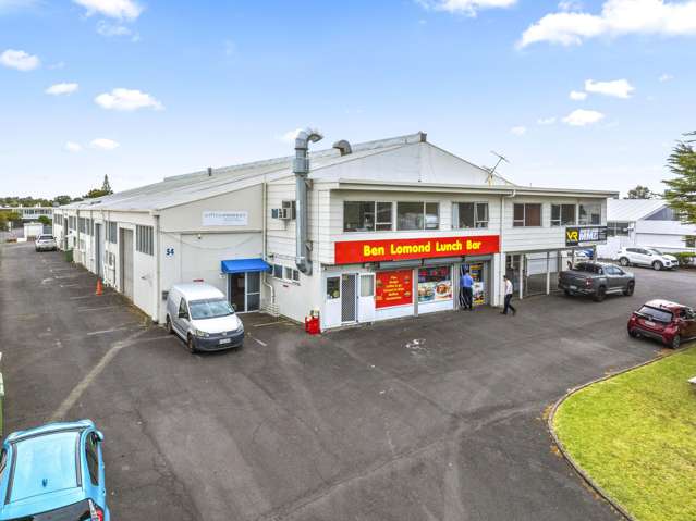 54 and 56 Ben Lomond Crescent Pakuranga_1