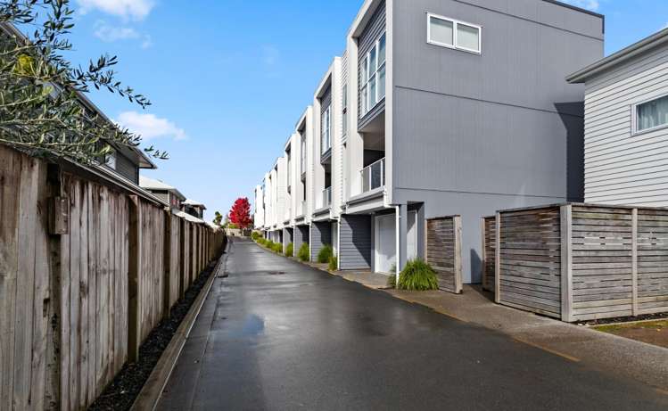 8/4 Palmerston Street 10463_12