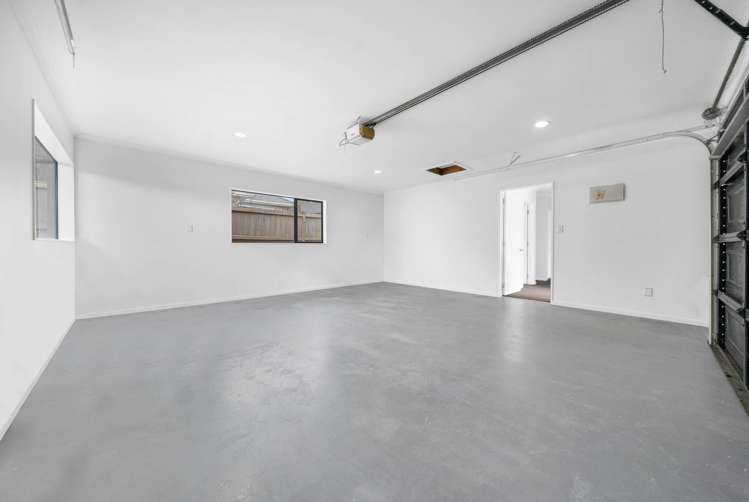 2/12 Solana Court Botany Downs_23