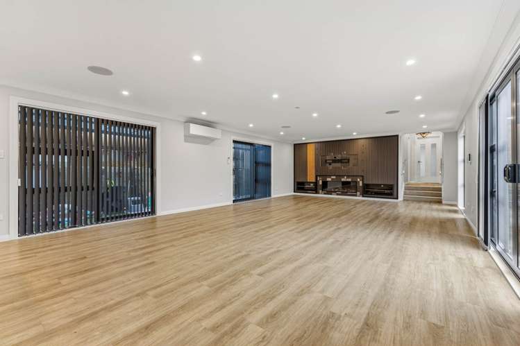 62 Castlebane Drive Flat Bush_2