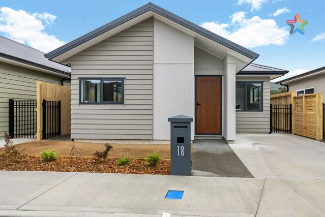 BRAND NEW 3 BEDROOM HOME IN PARKWAY RISE