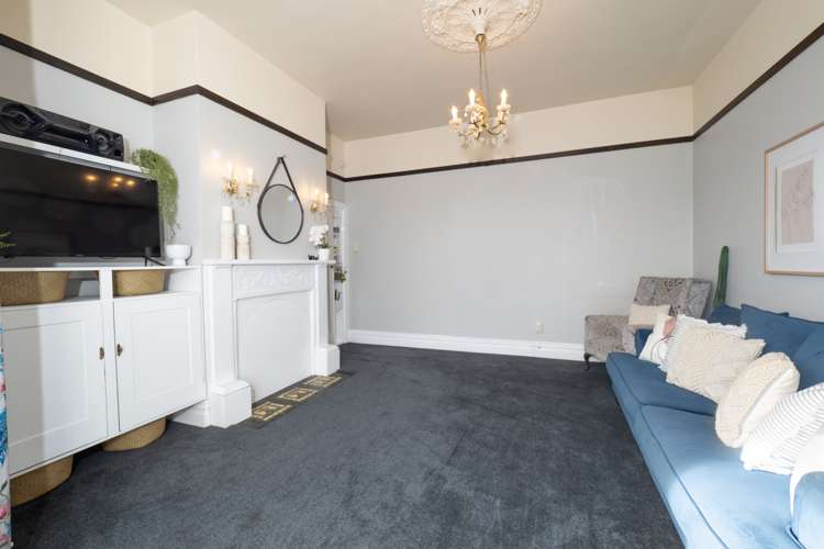 172 Racecourse Road Allenton_11