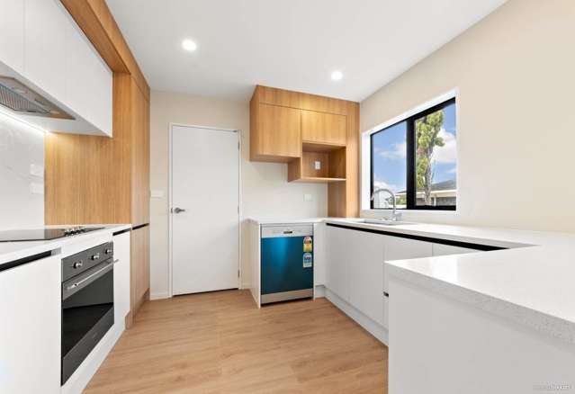4239C Great North Road Glendene_3