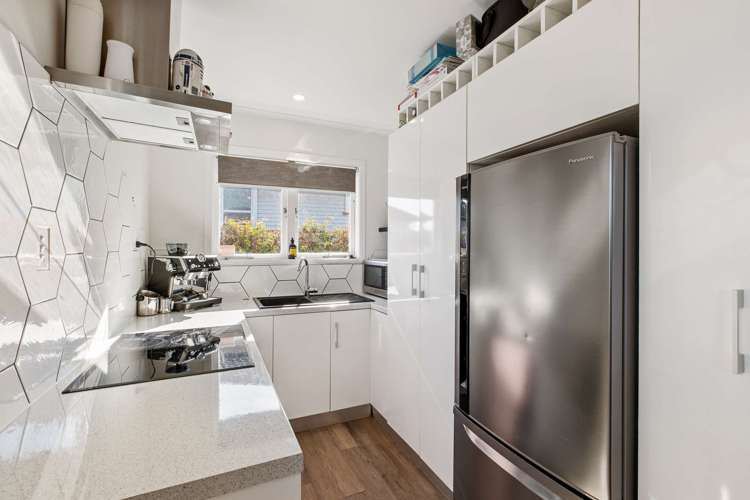 10 Shirley Avenue Papakura_6