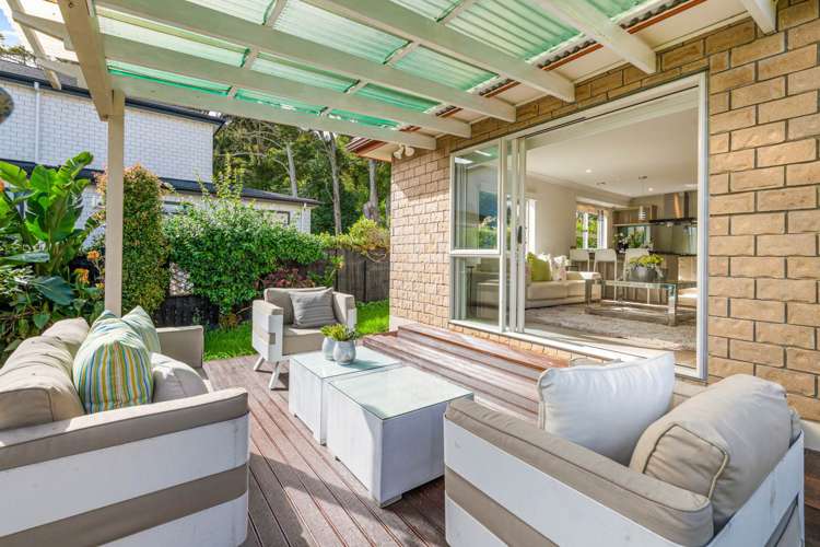 8 Amaretto Avenue Flat Bush_18