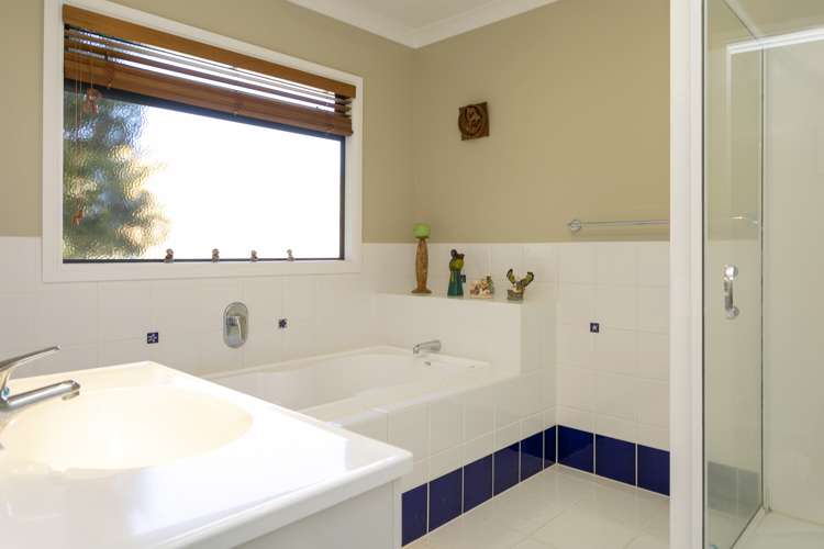 73 Arrowsmith Avenue Waipahihi_16