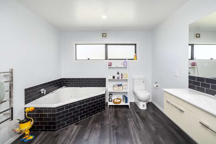 53 Oak Street Masterton_22