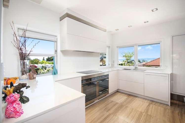 23 Seymour Road Mellons Bay_6