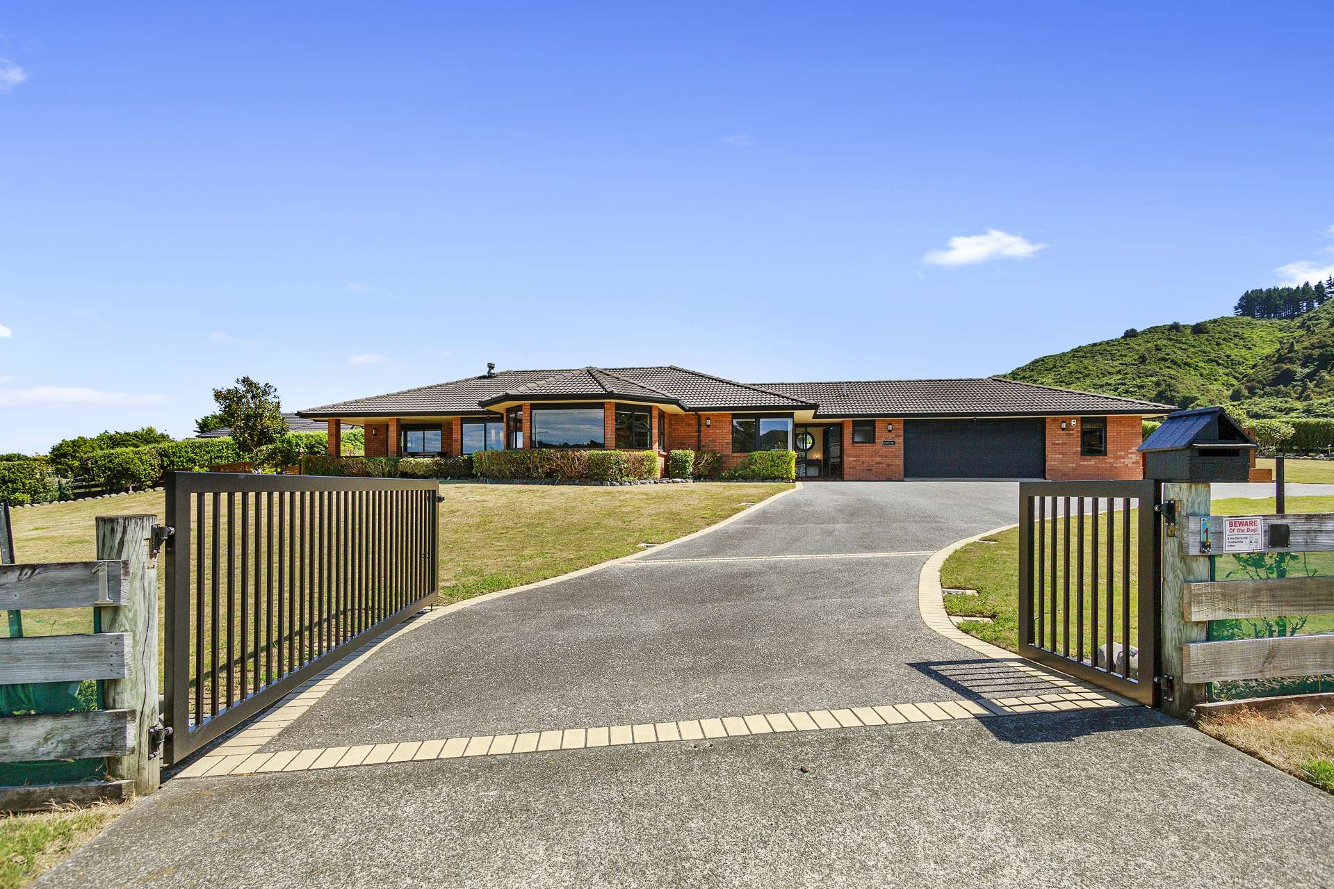 1 Grace Nicholls Grove Riverstone Terraces_0