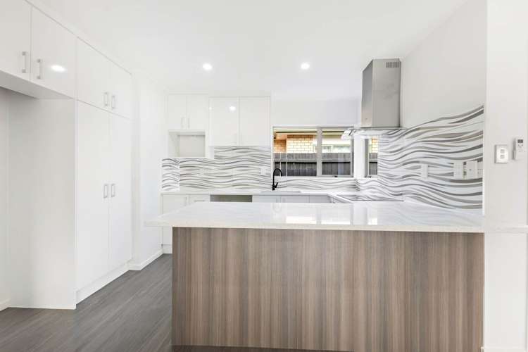 31 Langiola Drive Favona_5