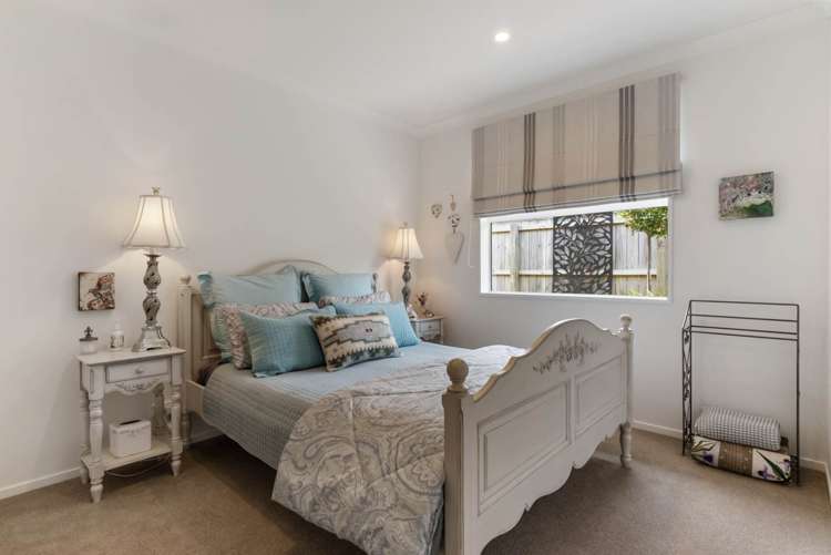 17 Lydiard Place Beachlands_21