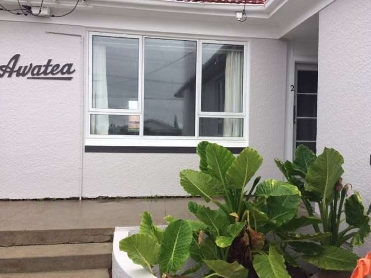 2/181 Mount Albert Road_0