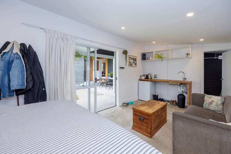 16 Arklow Street Albert Town_13