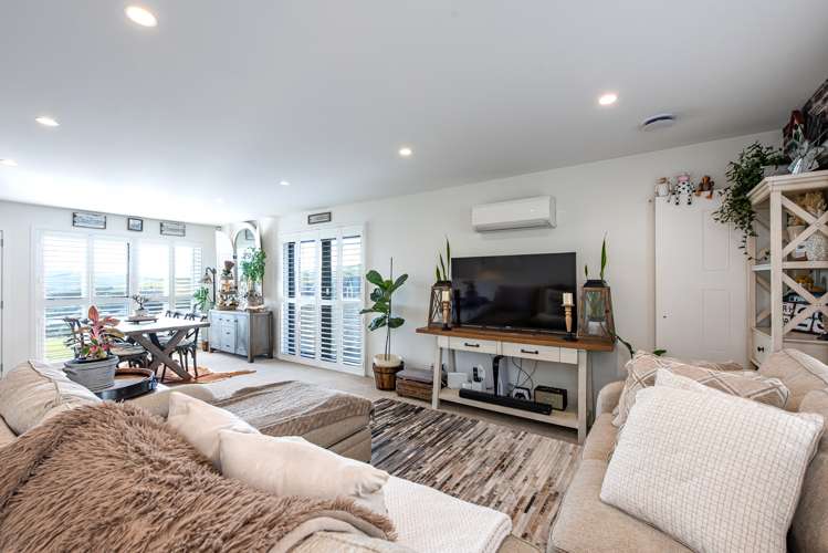 34 Tea Tree Lane Woodridge_6