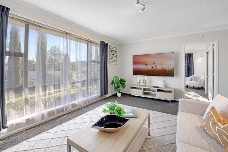 40 Kathleen Crescent Hornby_8