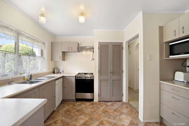 2/27 Vauxhall Road Devonport_3