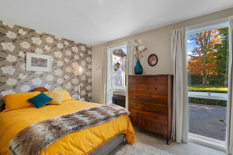 53 Bangor Road Darfield_10