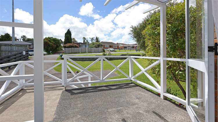 1/239 Edmonton Road Te Atatu South_8