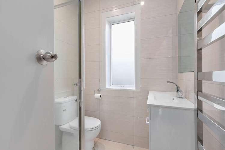 50 Lynwood Road New Lynn_9