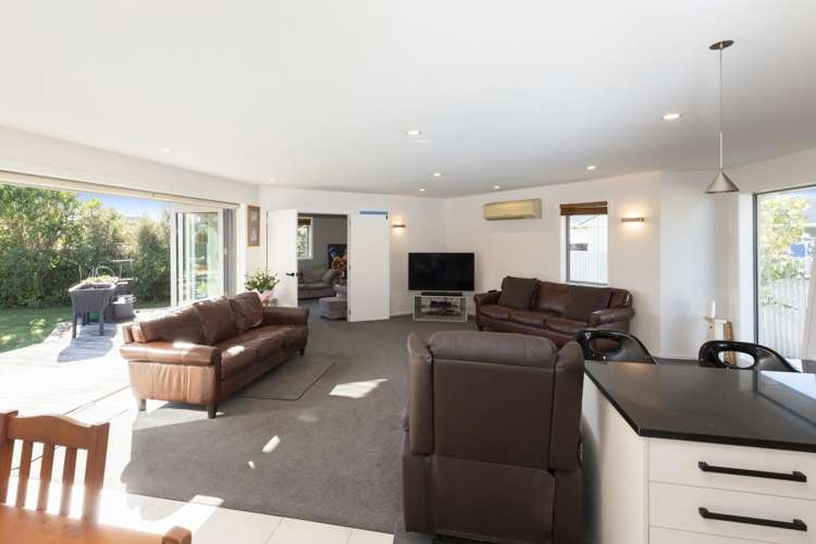 77a Sapphire Street Casebrook_7