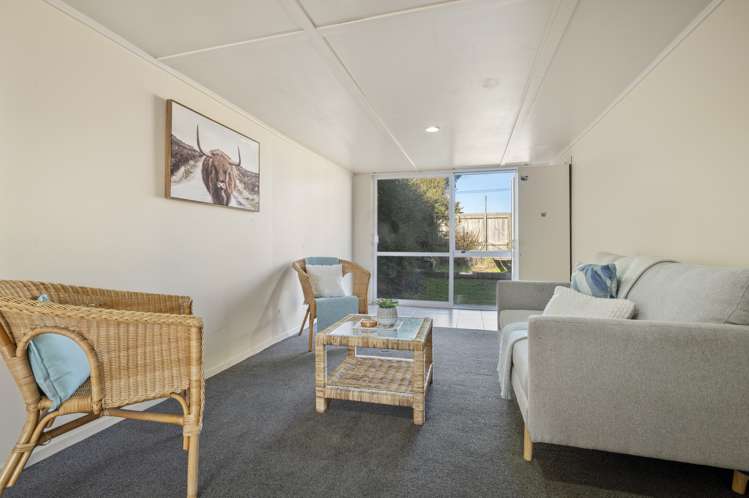 6 Porikapa Road Owhata_9