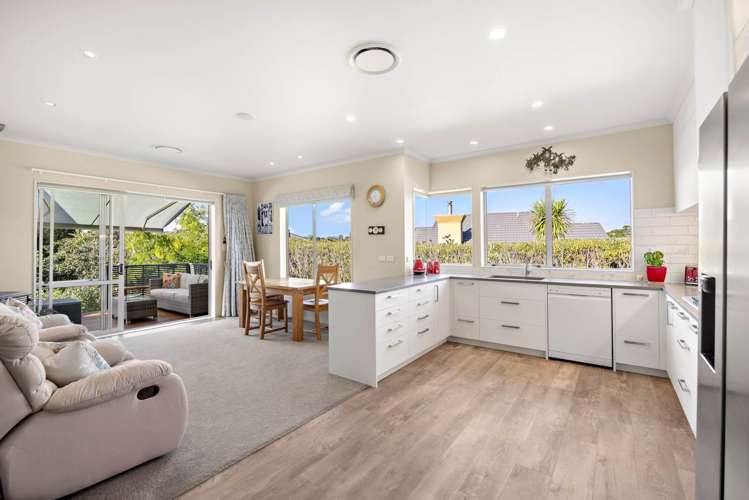 39 Solan Drive Waimauku_10