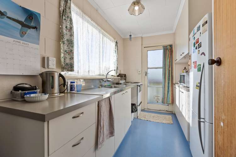 7 Fairview Place Westown_18