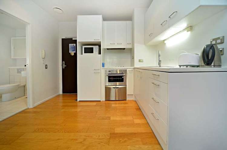 3f/16 Gore Street Auckland Central_8