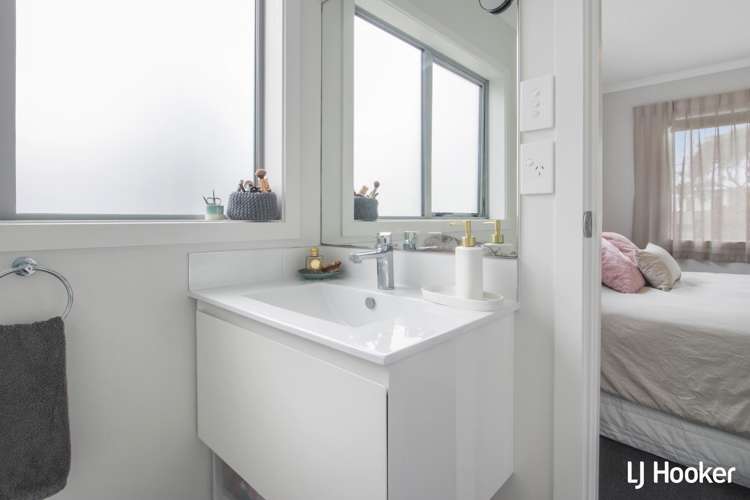 68A The Crescent Waihi Beach_14