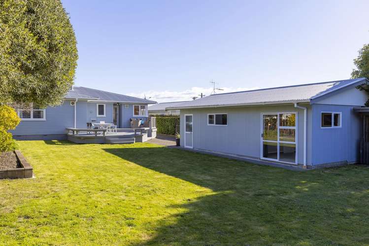 12 Charles Crescent Rainbow Point_11
