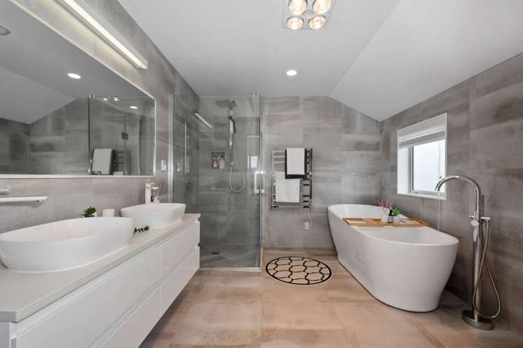 18 Parkview Drive Gulf Harbour_24