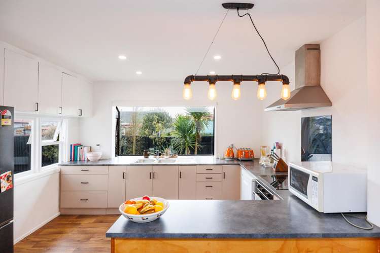 13 + 13A Potaka Street Marton_11