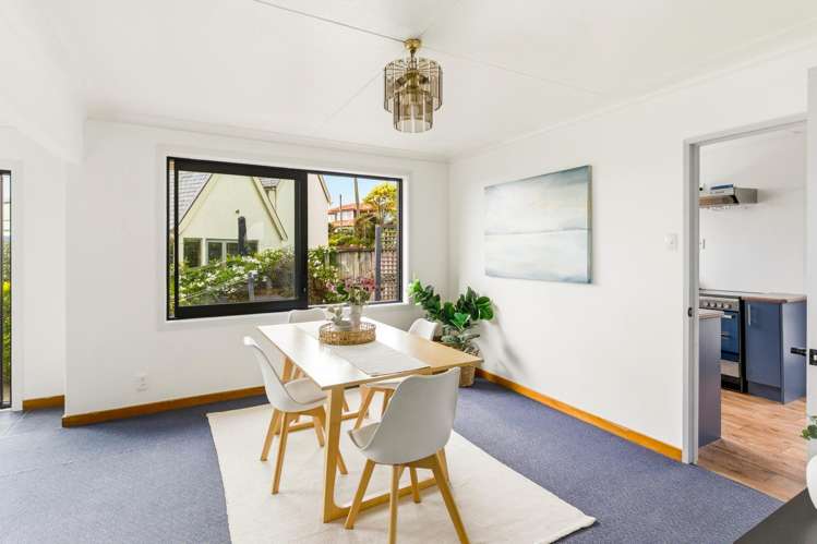 42 Cliffs Road St Clair_11