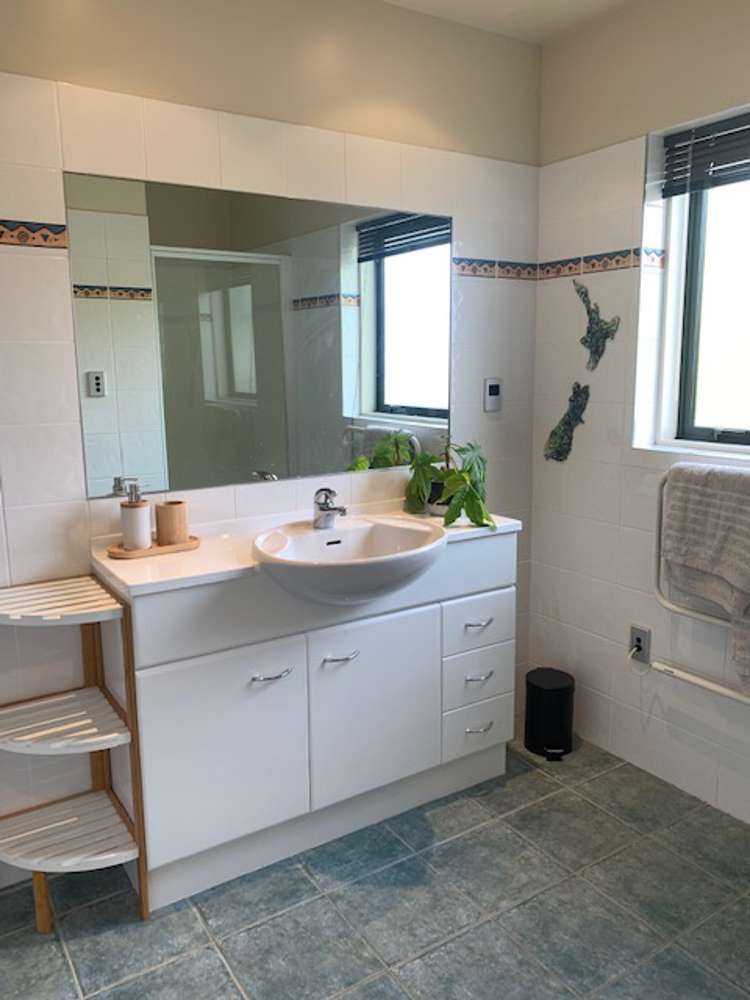 1 Benjamin Lane Huntsbury_13