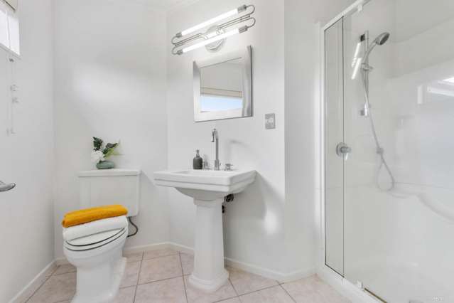 686 Te Atatu Road Te Atatu Peninsula_3