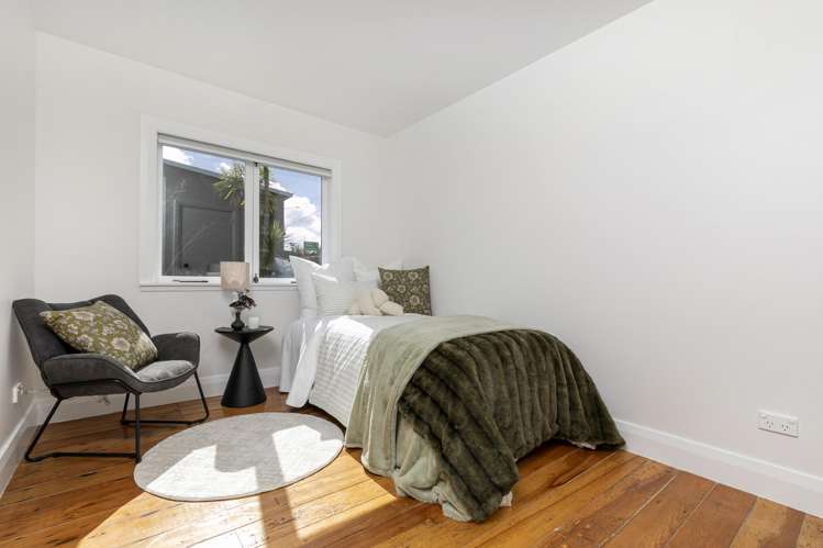 226 Upper Harbour Drive Greenhithe_13