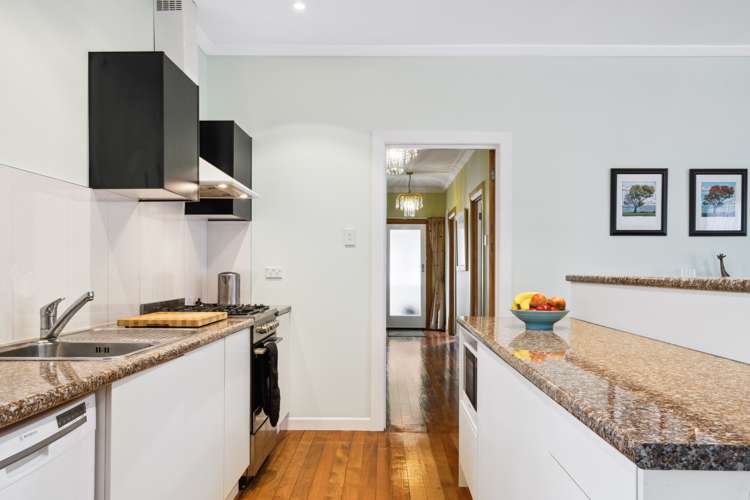 17 Asquith Street Te Hapara_11