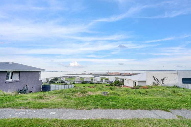 355 Barrow Street Bluff_1