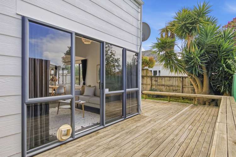 2/5 Himikera Avenue Avondale_11