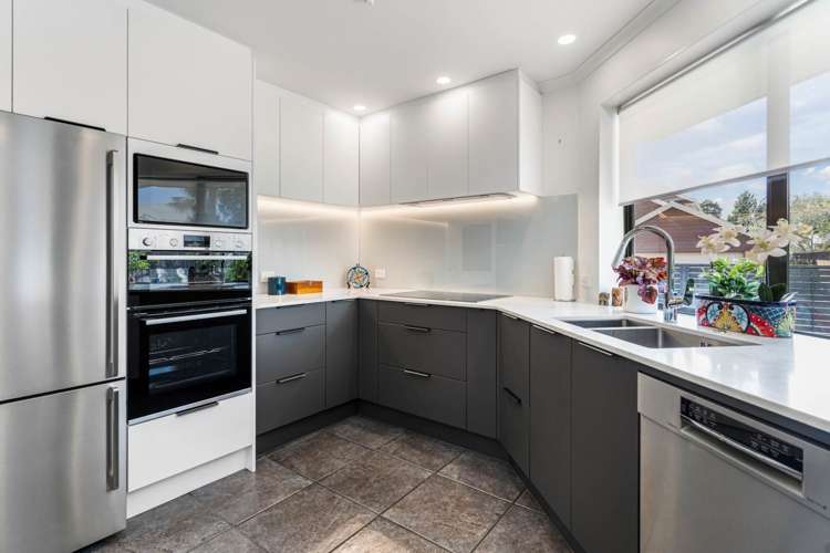 2/33 Kay Drive Blockhouse Bay_28