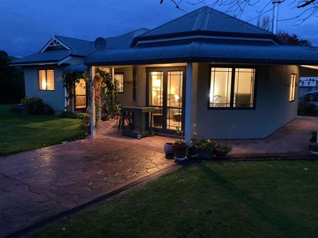 Vendors on the move. Now $699,000