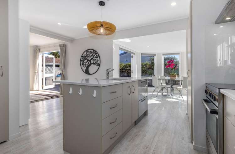 B/200 Manly Street Paraparaumu Beach_5