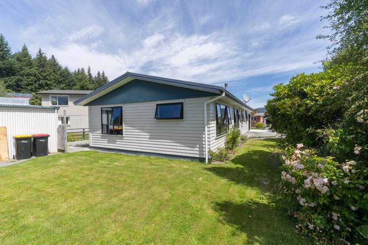 11 Homer Street Te Anau_16