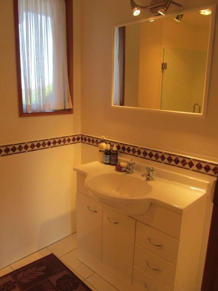 12 Osborne Street Riverton_6