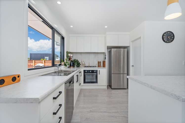 2 Kotare Way Matarangi Beach_12